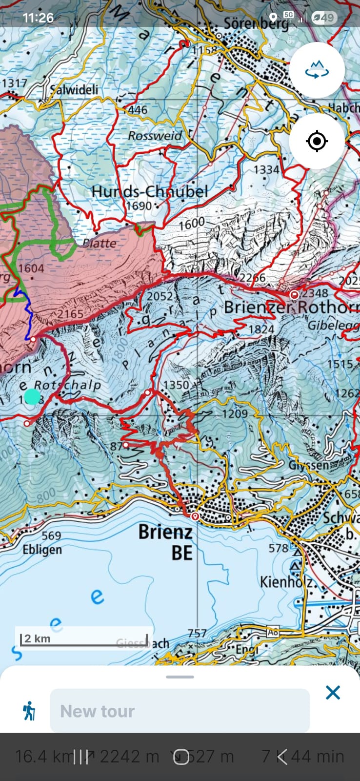 Ausschnitt unserer geplanten Route auf der Swisstopo-Karte, mit der schraffierten Bannzone des eidgenössischen Jagdbanngebiets, in der Wildcampen verboten ist, rot markiert